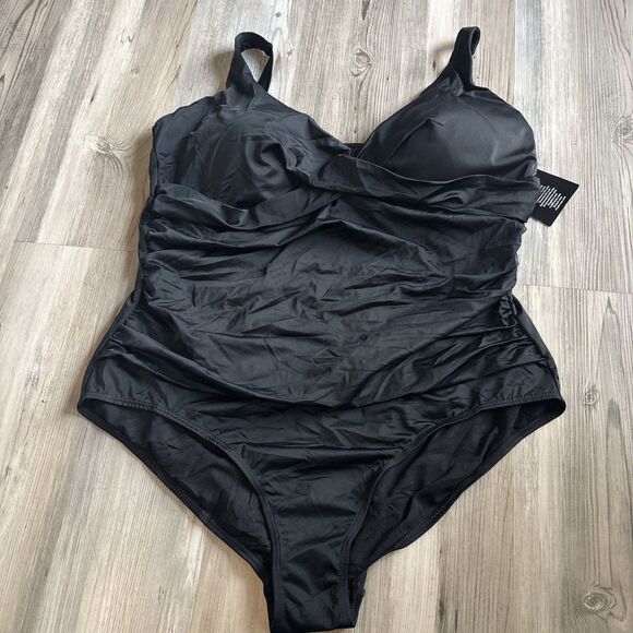 NWT Swimsuits For All Black One Piece Bathing Suit With Rouched Sides Size 24 - Picture 2 of 9